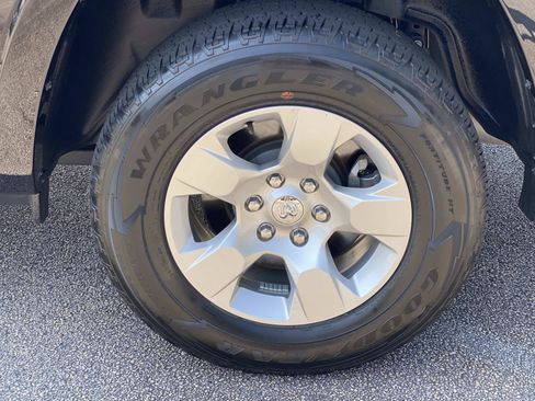 Used 2025 RAM 1500 Big Horn AWD/4WD image 17