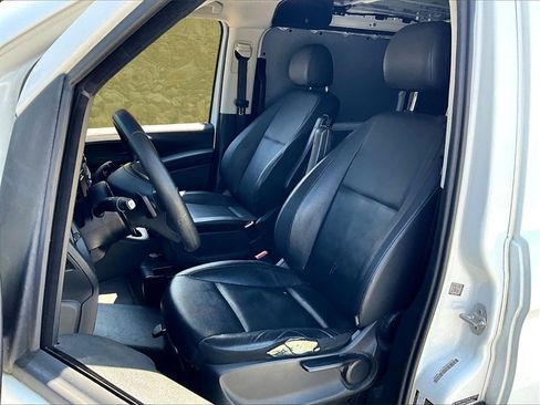 Used 2018 Mercedes-Benz Metris image 23