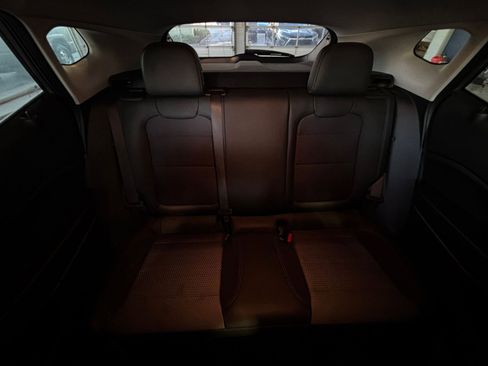 Used 2025 Chevrolet Trax LT image 37