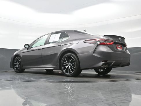 Used 2023 Toyota Camry SE FWD image 32