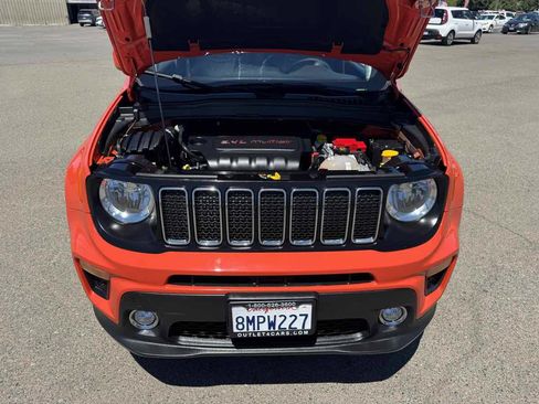 Used 2019 Jeep Renegade Latitude w/ Popular Equipment Group AWD/4WD image 40