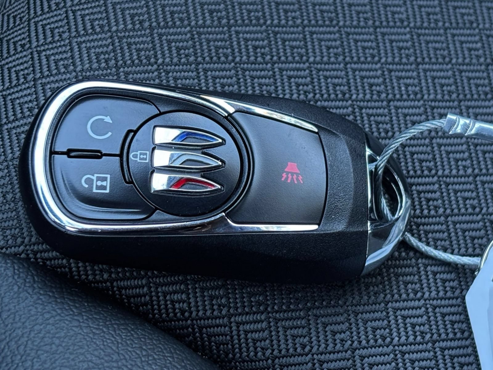 Used 2025 Buick Encore GX Preferred AWD/4WD image 20