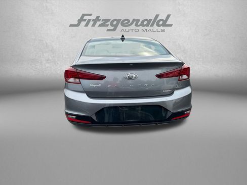 Used 2019 Hyundai Elantra Limited w/ Cargo Package FWD image 7