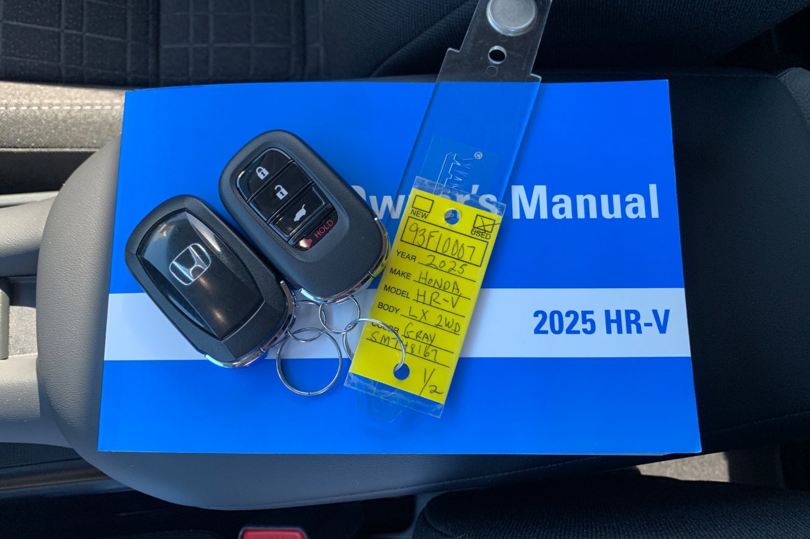 Certified 2025 Honda HR-V LX image 11