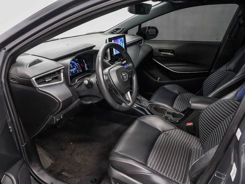 Used 2024 Toyota Corolla XSE FWD image 18