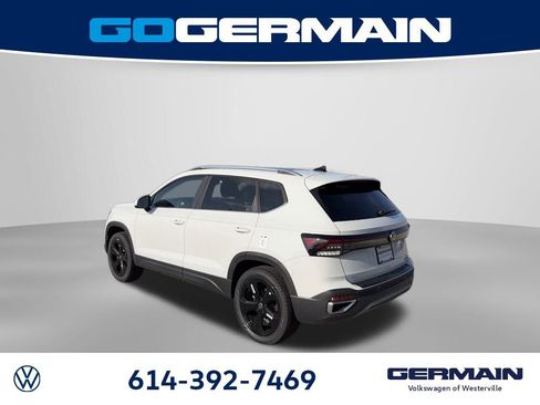 New 2026 Volkswagen Taos SEL AWD/4WD image 11