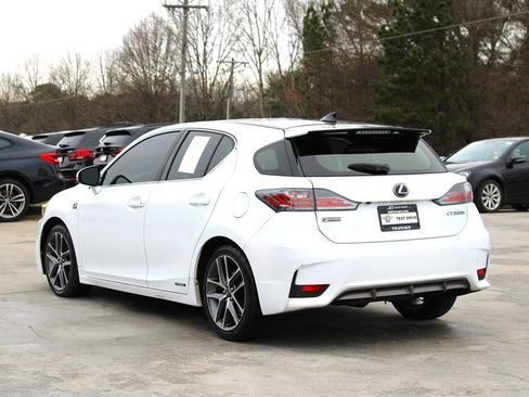 Used 2015 Lexus CT 200h image 5