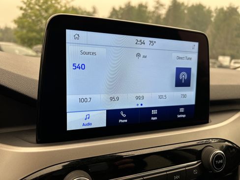 Used 2022 Ford Escape SEL w/ Equipment Group 302A AWD/4WD image 18
