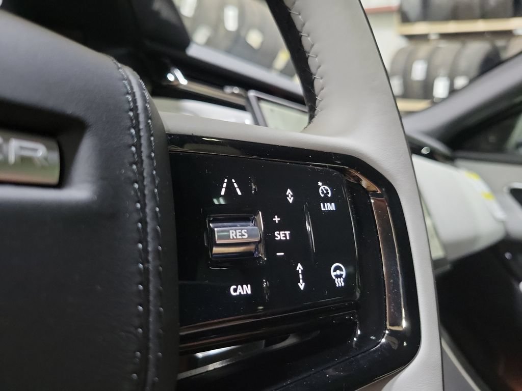 New 2026 Land Rover Range Rover Velar S AWD/4WD image 16