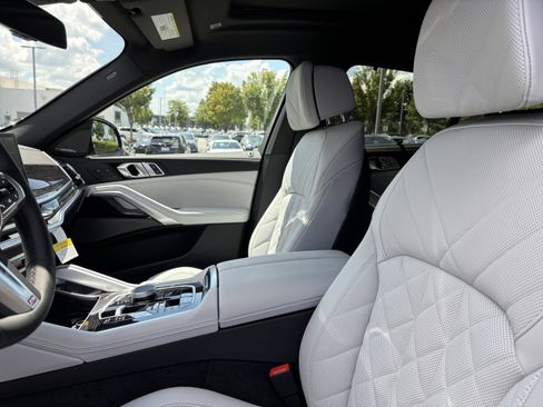 New 2027 BMW X6 xDrive40i AWD/4WD image 17