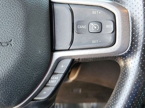 Used 2024 RAM 5500 Tradesman w/ Chrome Appearance Group AWD/4WD image 28