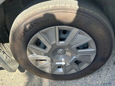 Certified 2025 Nissan Kicks S AWD/4WD image 2