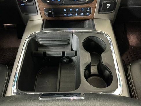 Used 2018 RAM 2500 Laramie w/ Cold Weather Group AWD/4WD image 13