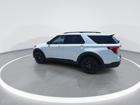 Used 2022 Ford Explorer ST w/ Equipment Group 401A AWD/4WD image 6