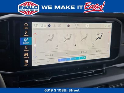 New 2025 Jeep Gladiator Sport