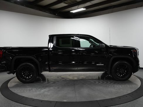 New 2026 GMC Sierra 1500 Elevation image 9
