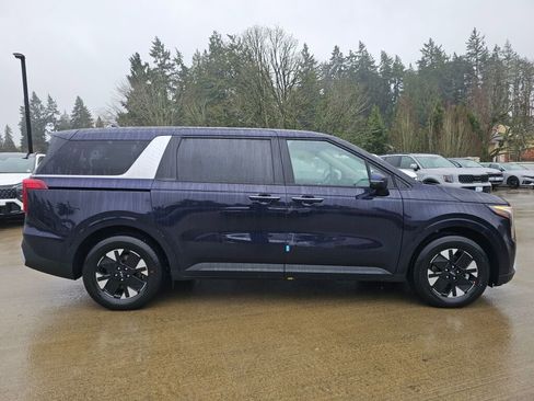 New 2026 Kia Carnival LXS image 4