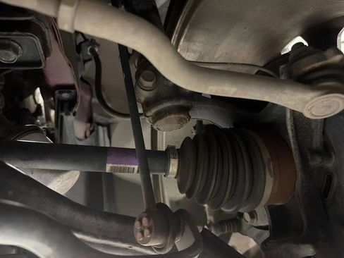 Used 2015 Honda Accord EX-L image 30