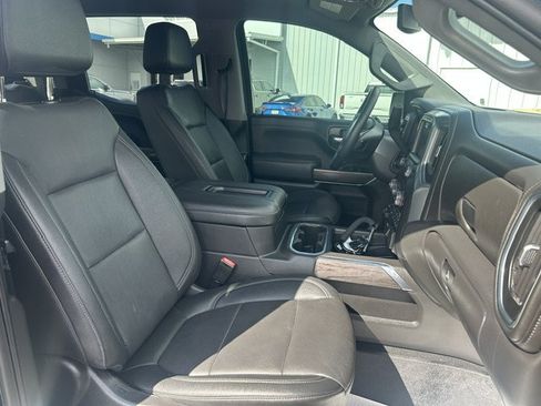 Used 2022 Chevrolet Silverado 1500 LTZ AWD/4WD image 15
