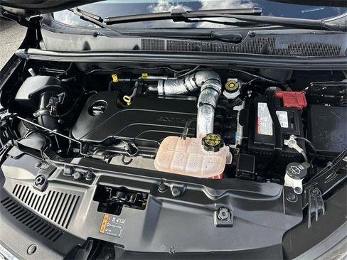 Used 2022 Buick Encore Preferred w/ Safety Package image 27