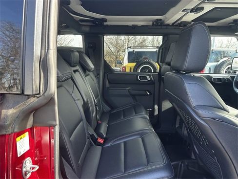 Certified 2025 Ford Bronco Badlands image 38
