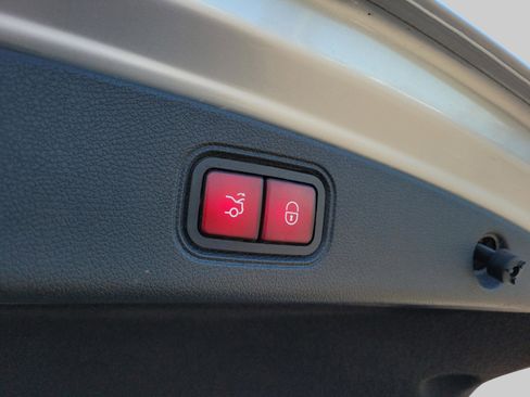 Used 2019 Mercedes-Benz E 450 E 450 image 9