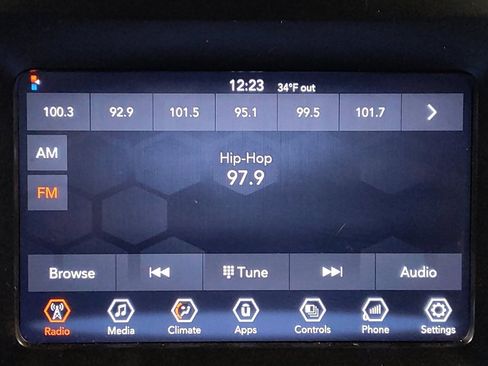 Used 2021 Jeep Cherokee Latitude image 25