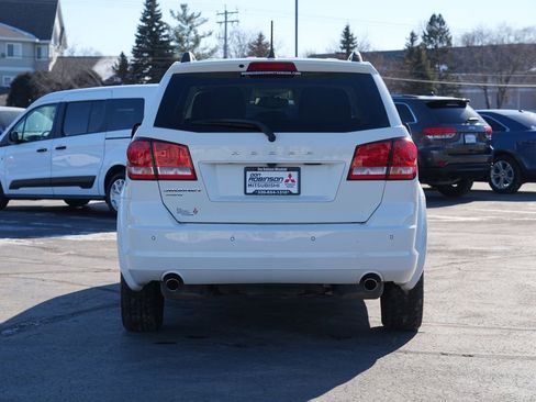 Used 2017 Dodge Journey SE w/ Safe & Sound Group image 4