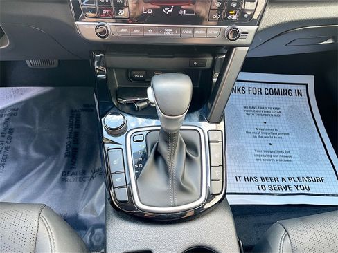 Used 2024 Kia Seltos SX image 17