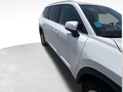 Used 2025 Toyota Grand Highlander AWD image 22