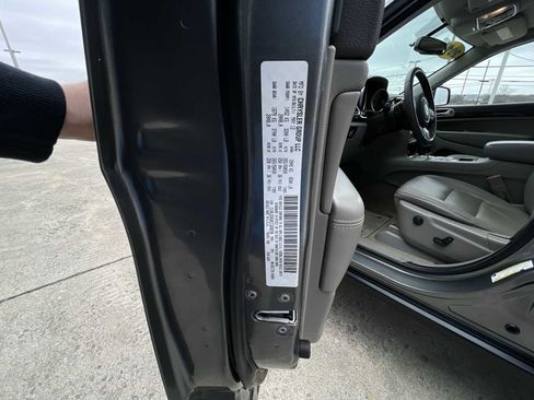 Used 2012 Jeep Grand Cherokee Altitude image 34