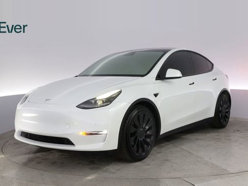 Used 2022 Tesla Model Y Performance image 2