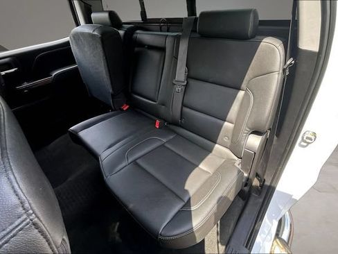Used 2019 GMC Sierra 2500 SLT w/ Driver Alert Package AWD/4WD image 23