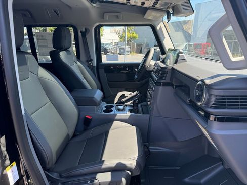 New 2025 INEOS Grenadier Fieldmaster Edition image 7