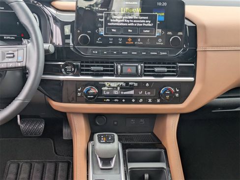 New 2025 Nissan Pathfinder Platinum image 20