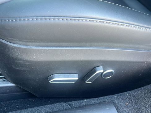 Used 2023 Tesla Model S Standard Range AWD/4WD image 18
