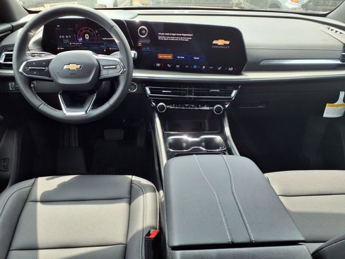 New 2026 Chevrolet Traverse LT w/ Driver Confidence Package image 25