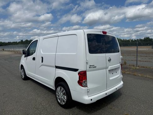Used 2018 Nissan NV200 SV w/ Navigation Package image 9