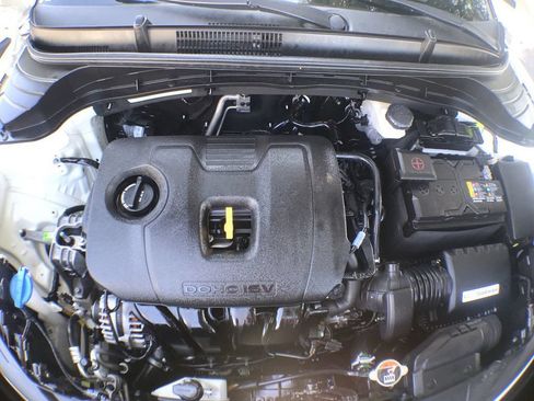 Used 2024 Kia Soul LX w/ Option Group 015 FWD image 11