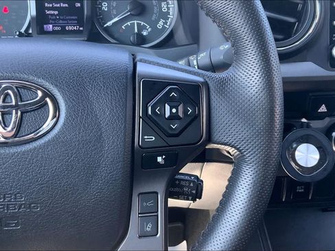 Used 2023 Toyota Tacoma TRD Sport RWD image 25