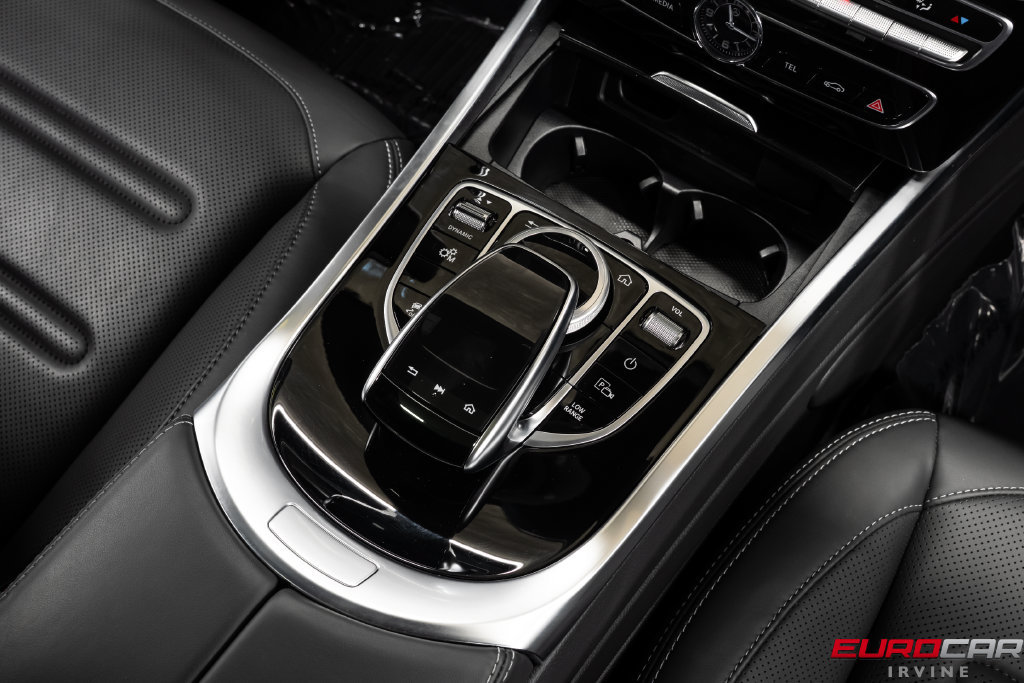 Used 2024 Mercedes-Benz G 550 image 28