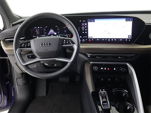 New 2025 Audi Q5 Premium Plus image 21