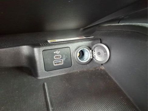 Used 2025 Ford Escape ST-Line AWD/4WD image 12