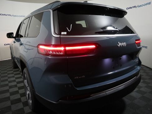 New 2026 Jeep Grand Cherokee L Limited AWD/4WD image 10