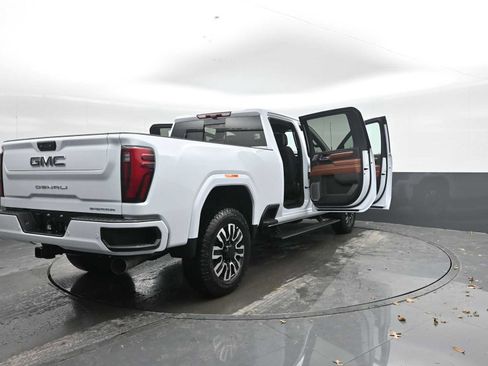 New 2026 GMC Sierra 2500 Denali Ultimate image 41