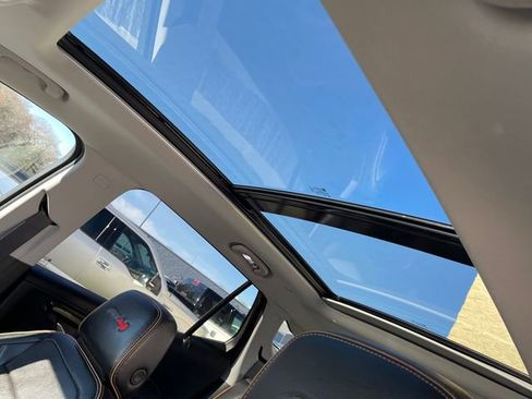 Used 2024 GMC Terrain AT4 w/ Tech Package image 40