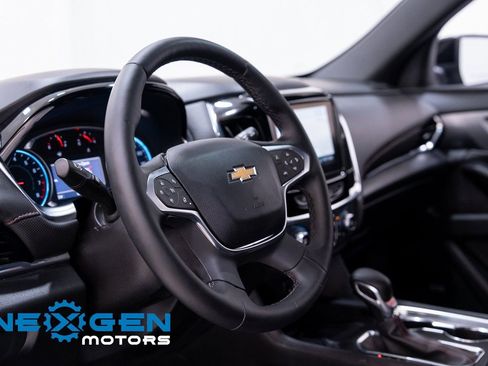 Used 2023 Chevrolet Traverse RS w/ LPO, Floor Liner Package AWD/4WD image 23