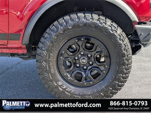 Used 2021 Ford Bronco Wildtrak image 11