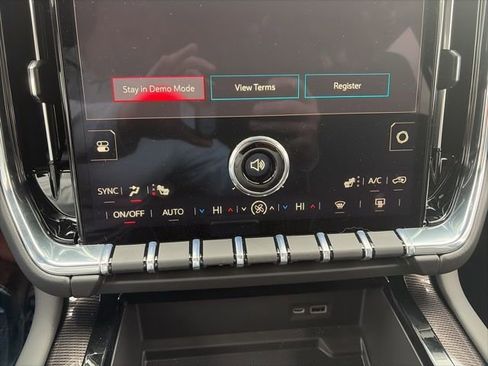 New 2026 GMC Yukon Elevation image 23