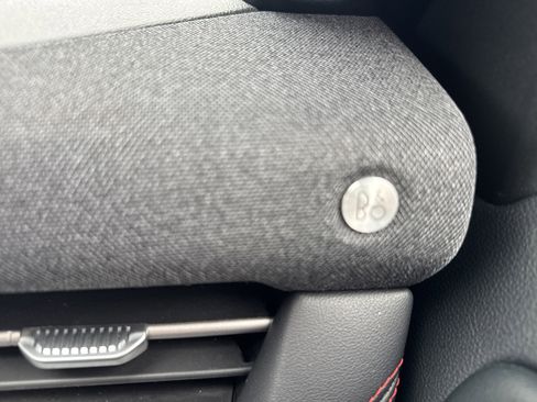 Used 2025 Ford Explorer ST-Line w/ ST-Line Street Pack image 49